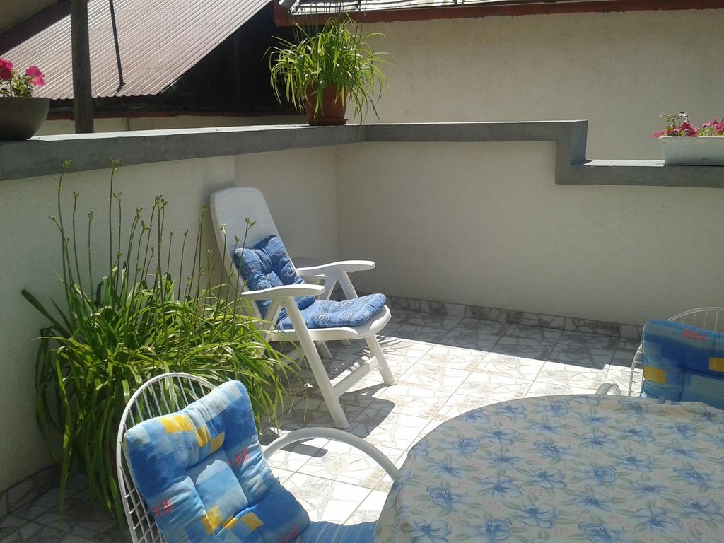 Yasmin Apartments - Your Window To Сараево Экстерьер фото